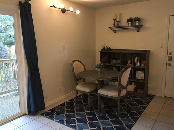 3rd image of 2302 Barton Village Cir APT 104