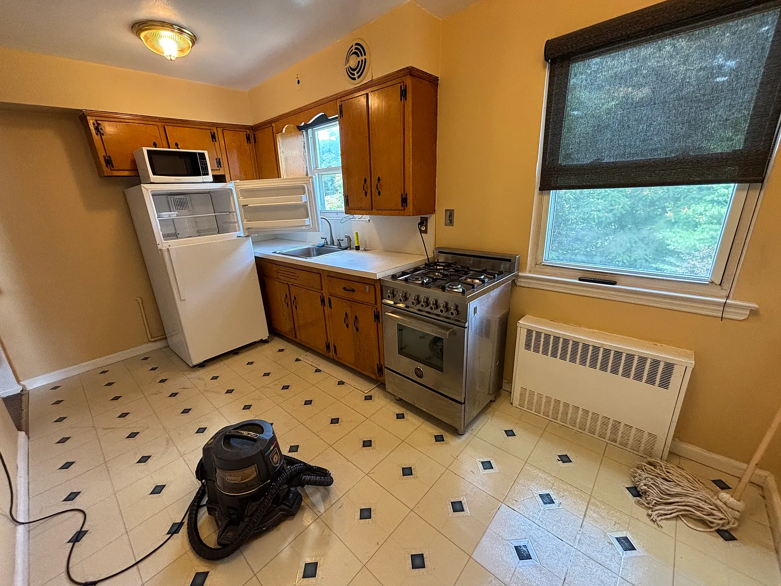 42 Cook Ave — Photo 2