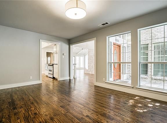 5th image of 6935 Robin Willow Dr