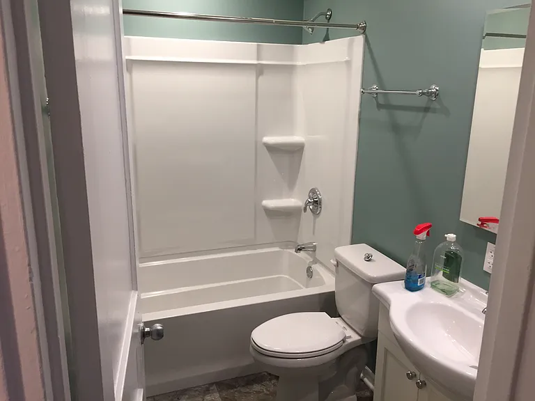 1548 Thames Dr — Photo 4