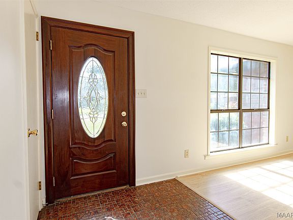2nd image of 3428 Woodpark Dr