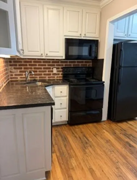 100 Elm St #3 — Photo 4