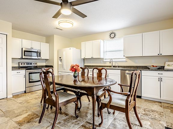 4th image of 14543 Lee Stewart Ln