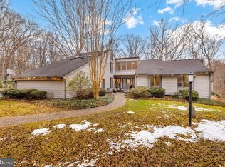 5500 Beech Ridge Dr, Fairfax, VA 22030