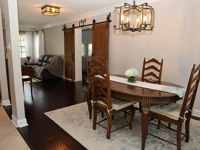 4118 W Palmira Ave — Photo 16