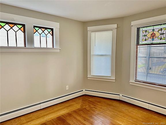 3rd image of 145 Smith St APT 1