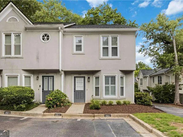 902 Defoors Lndg NW, Atlanta, GA 30318