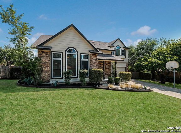 2nd image of 2314 Park Cir