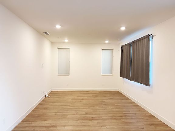 4th image of 7380 Hollandaise Way
