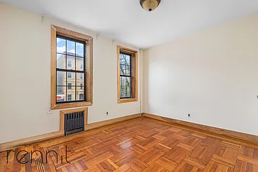 Rented by Rennit Inc.