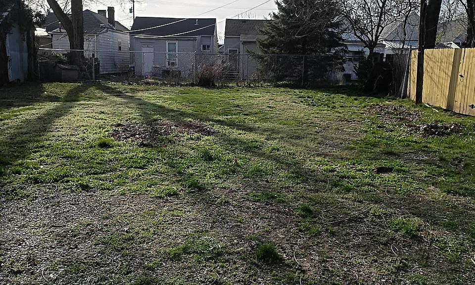 1st image of 2920 Finn Ave