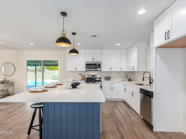 3420 W GELDING Drive, Phoenix, AZ 85053