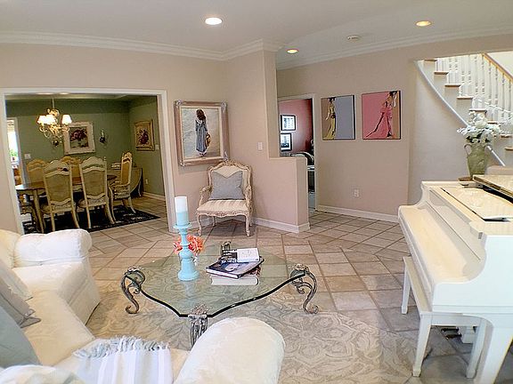 4th image of 4430 Laurelgrove Ave