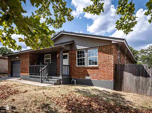 5707 NW Ash Ave, Lawton, OK 73505
