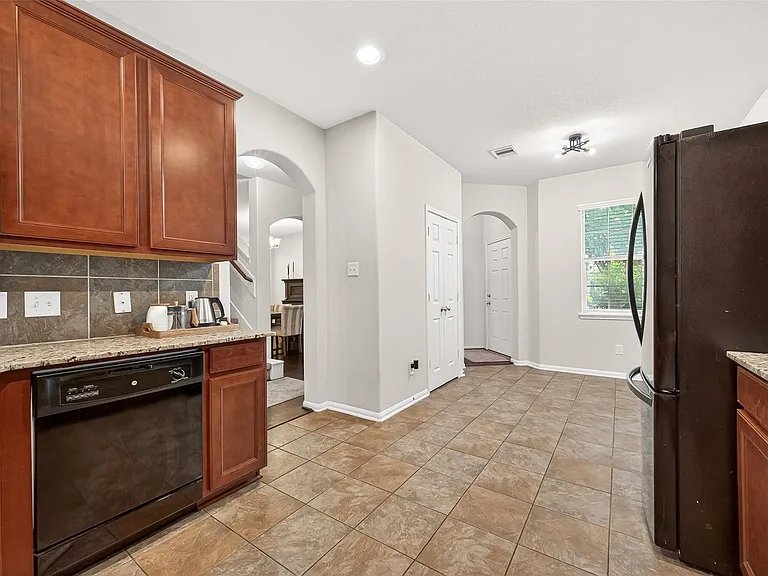 6503 Wilshire Fern — Photo 15