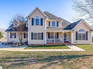 100 Carlissa Ct, Easley, SC 29640