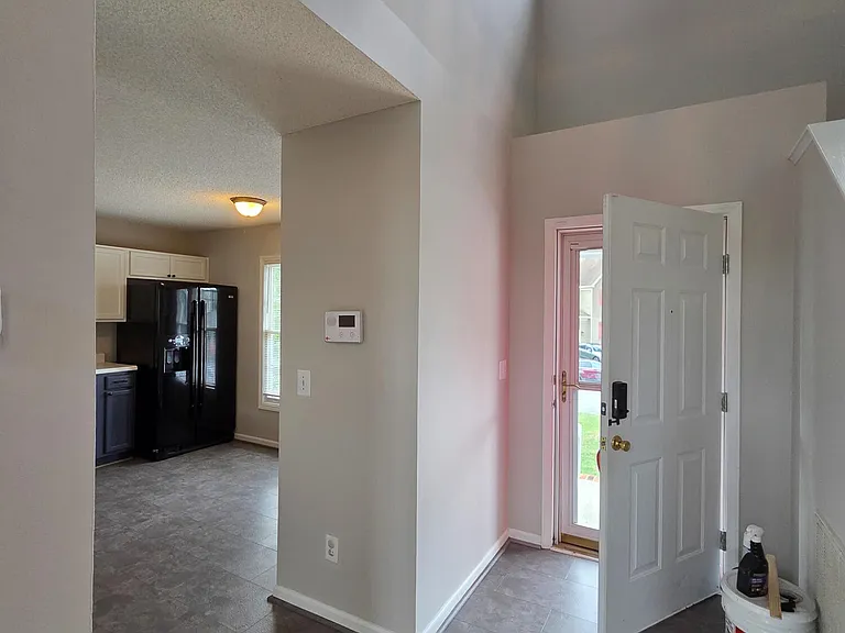 549 Mountain Lake Dr — Photo 6