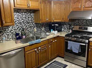 2815 Pocono Cir, Bartonsville, PA 18321