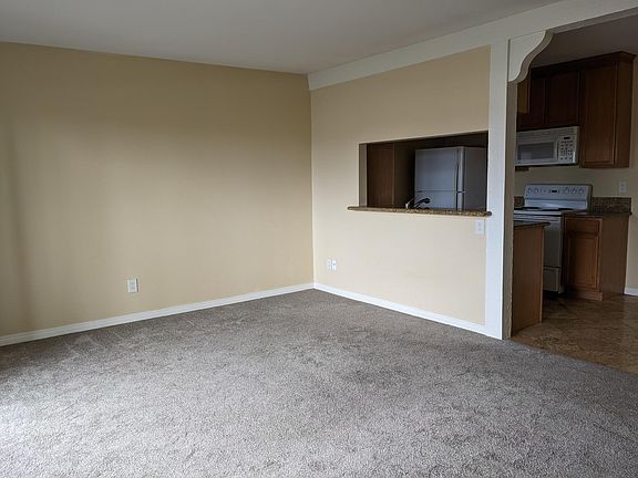 2nd image of 1103 Sepulveda Blvd Unit B-204