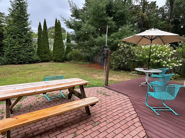 194 Holly Rd — Photo 19