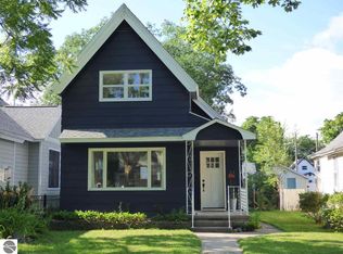 246 E 10th St, Traverse City, MI 49684