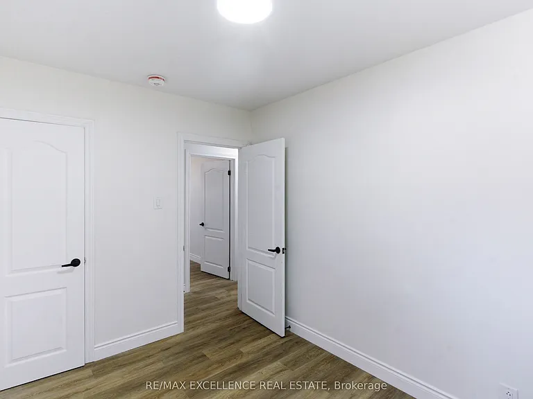 1814 Whitehall Dr — Photo 21