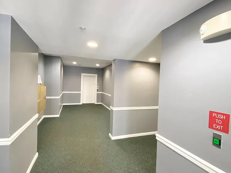 2663 Manhattan Pl #304 — Photo 4