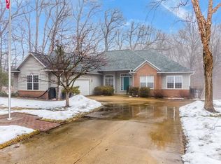 630 Beaver Hollow Ct SE, Cedar Rapids, IA 52403