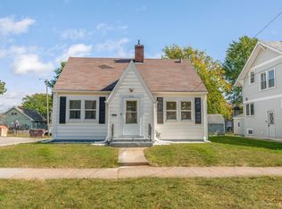 613 Vermont St, Waterloo, IA 50702