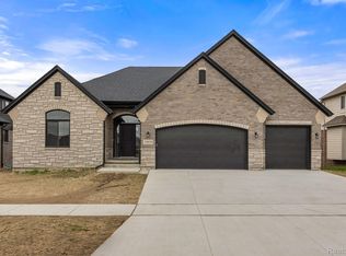 19859 Joy Dr, Macomb, MI 48042