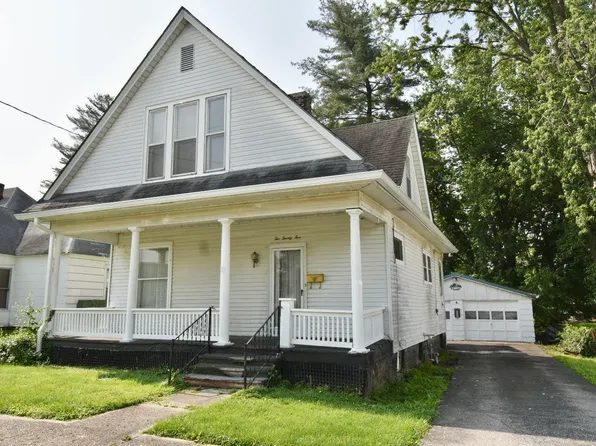 225 W Johnson St, Sullivan, IN 47882