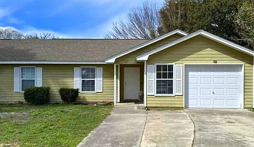 126 Ash Ct Photo 1