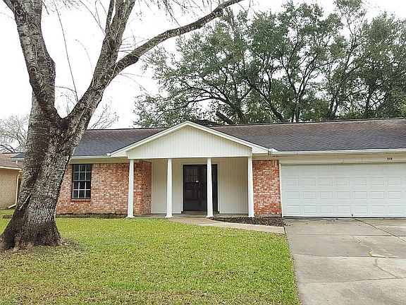 2nd image of 218 Englewood Dr