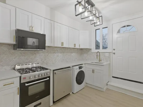 4004 N Bell Ave #2243-1, Chicago, IL 60618