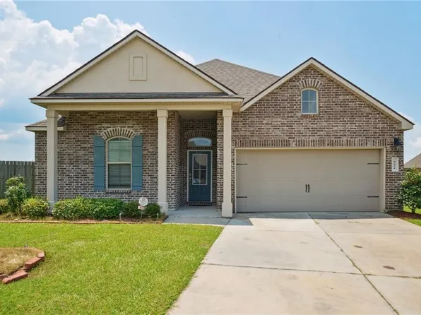 952 Channel Bend Ct, Slidell, LA 70461