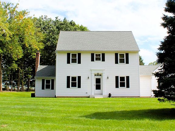3rd image of 1 Kristine Ln
