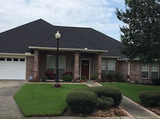 3200 Chasse Ridge Dr, Orange, TX 77632