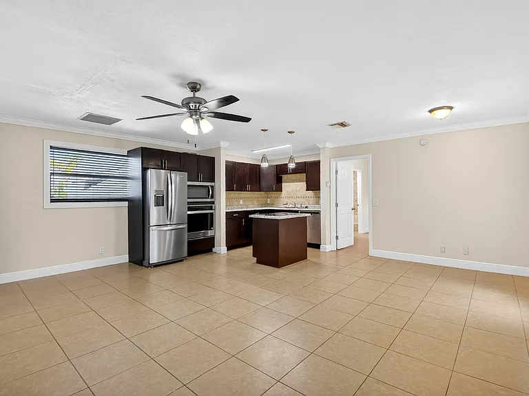 18 Crossings Cir #F — Photo 18