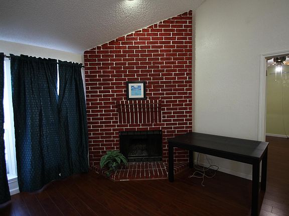 2nd image of 909 Matilda Dr