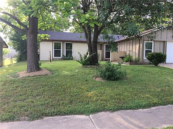 2nd image of 9802 Dallum Dr
