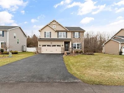 8536 McNamara Dr, Clay, NY, 13041