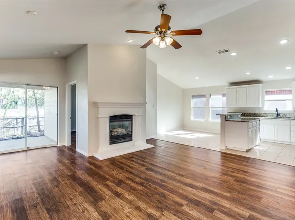 12132 Thicket Bend Dr, Fort Worth, TX 76244