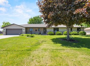 N3865 McHugh Rd, Freedom, WI 54130