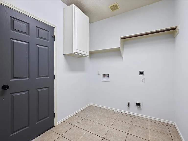 4803 Windcross Ct — Photo 18