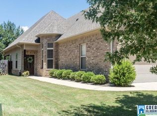 1085 Springfield Dr, Chelsea, AL 35043