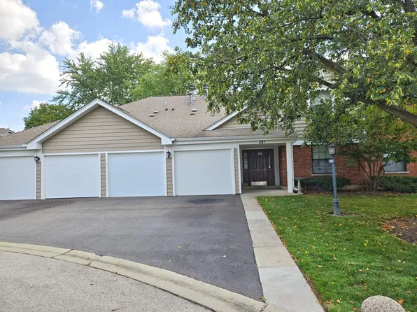 287 Pembridge Ln Unit B2, Schaumburg, IL 60193