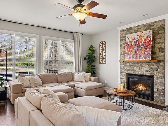 5th image of 6104 Pumpernickel Ln