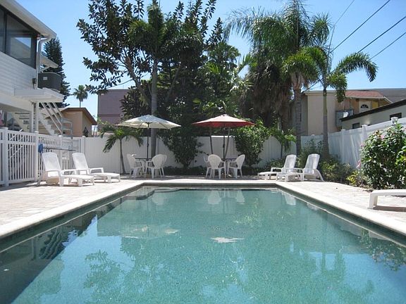 3rd image of 14156 N Bayshore Dr #A
