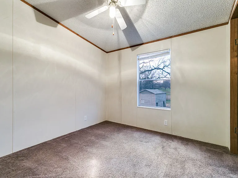 1224 Woodsey Ct — Photo 12