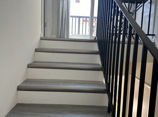 1010 8th St #B, Hermosa Beach, CA 90254